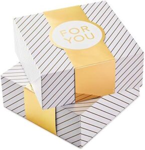 Read more about the article Hallmark 10″ Large Gift Boxes with Wrap Bands (2-Pack: White and Gold, For You”) for Weddings, Graduations, Valentine’s Day, Christmas, Hanukkah, Birthdays