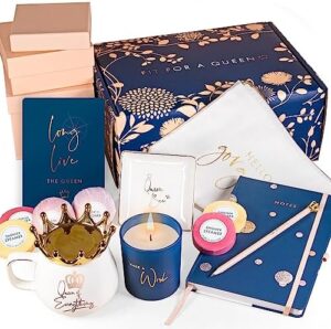 Read more about the article Luxe England Gifts Royal Gift Basket for Women – Luxury Gifts for Women Designed in Britain – High-end Unique Gift Box for Women Friend, Wife, Mom, Sister